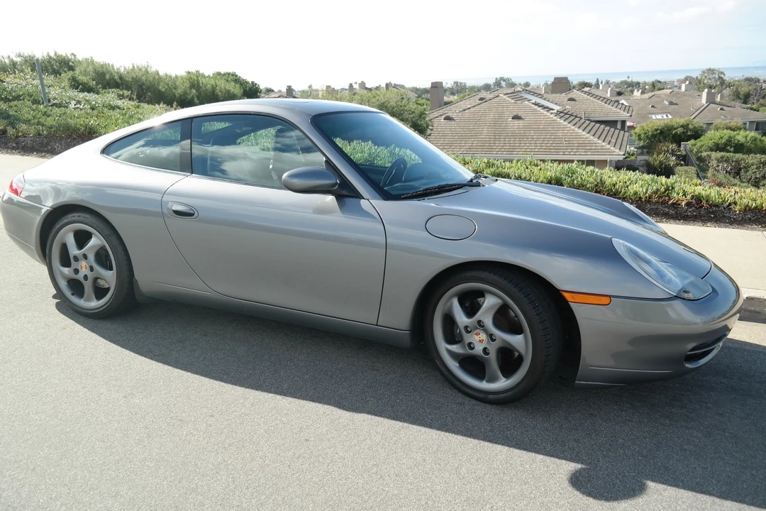 2001 Porsche 996 Carrera - Image 15 of 31