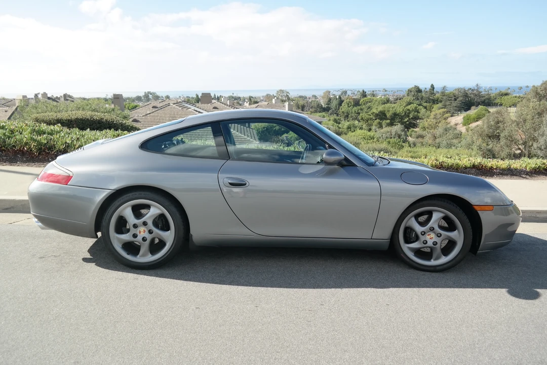 2001 Porsche 996 Carrera - Image 14 of 31