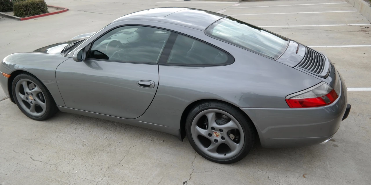 2001 Porsche 996 Carrera - Image 31 of 31