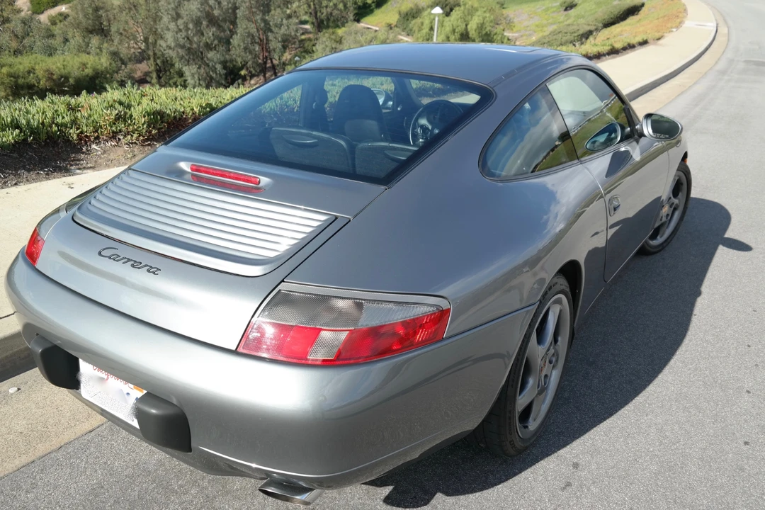 2001 Porsche 996 Carrera - Image 11 of 31