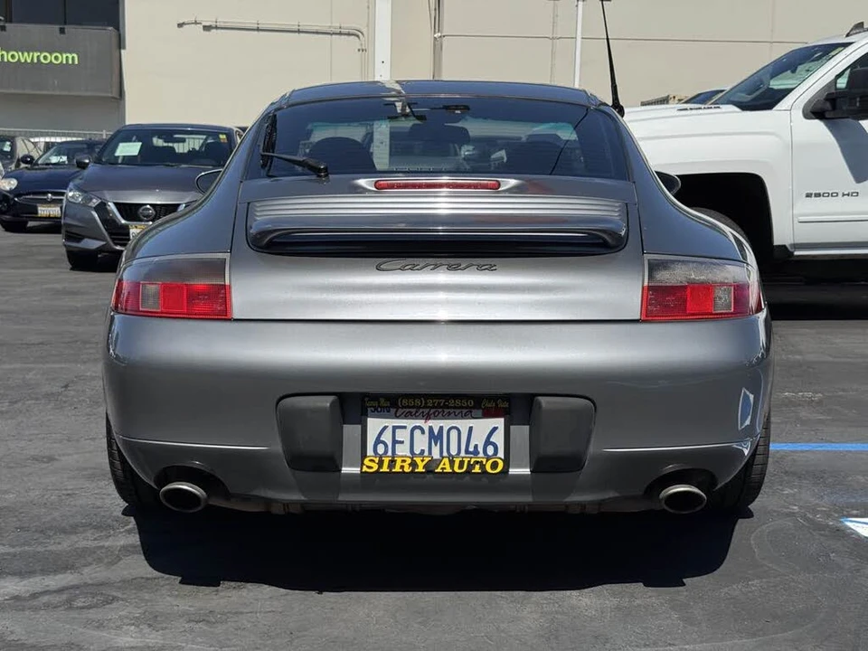 2001 Porsche 996 Carrera - Image 13 of 27