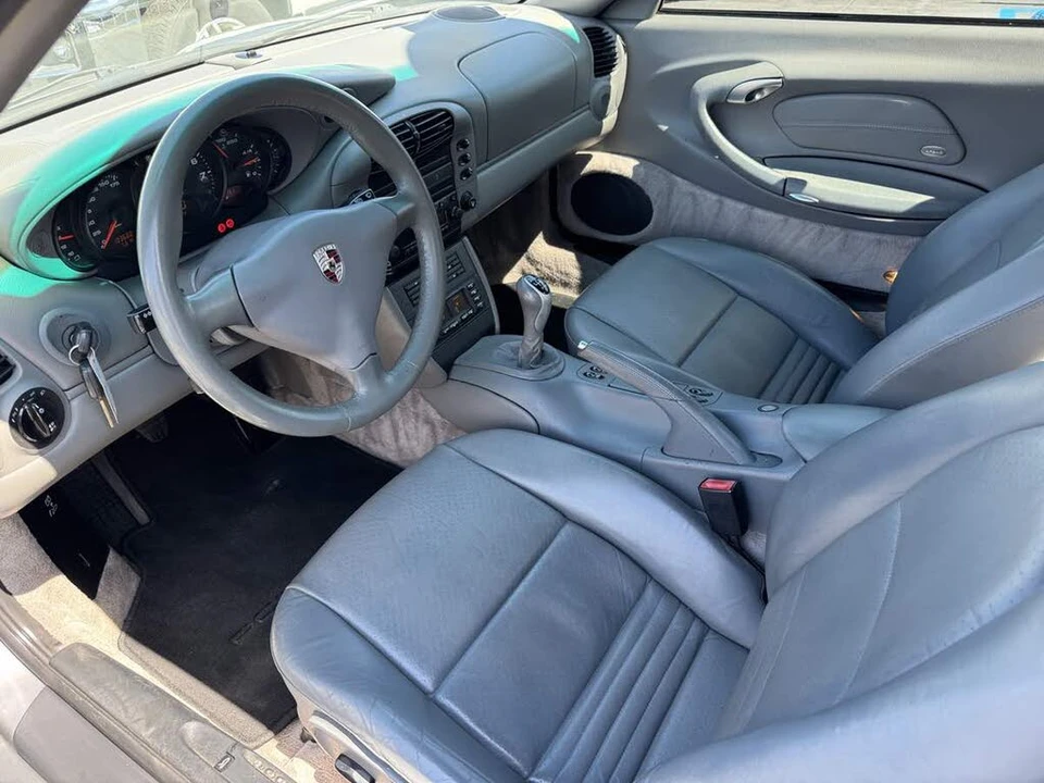 2001 Porsche 996 Carrera - Image 20 of 27