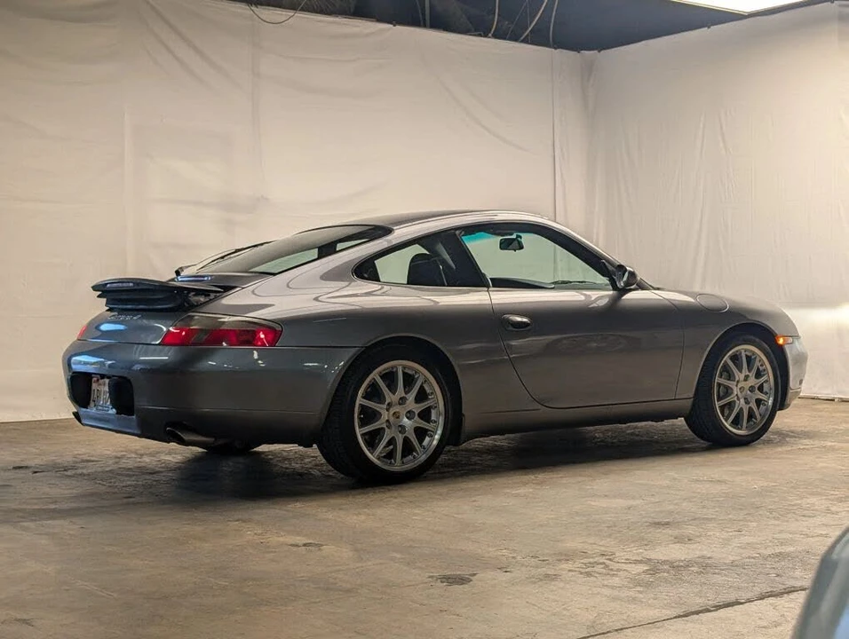 2001 Porsche 996 Carrera - Image 7 of 31