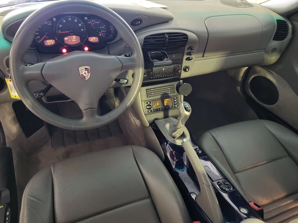 2001 Porsche 996 Carrera - Image 7 of 31