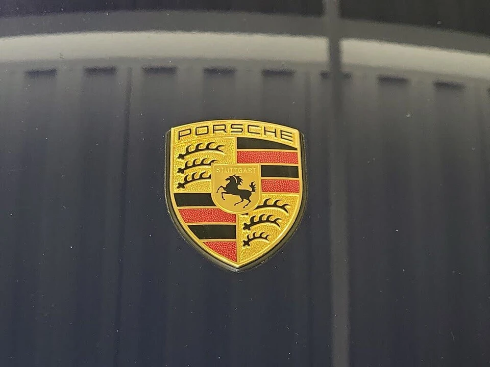 2001 Porsche 996 Carrera - Image 13 of 31
