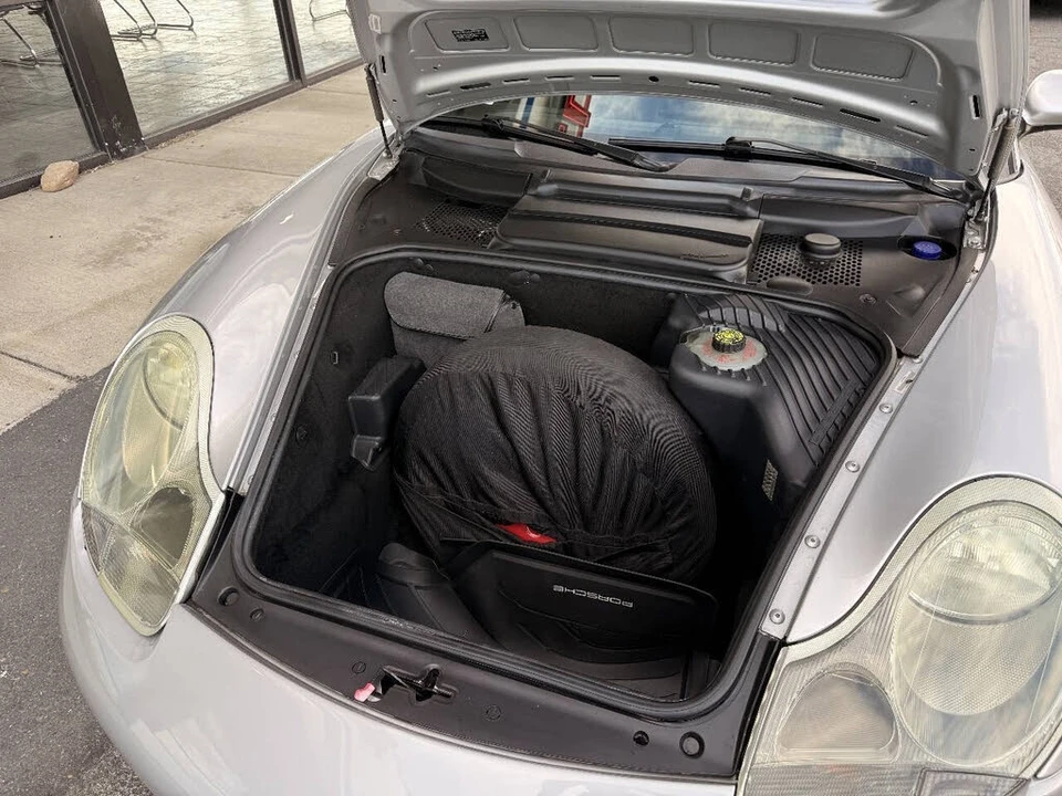 2001 Porsche 996 Carrera - Image 8 of 14