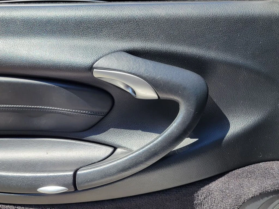 2001 Porsche 996 Carrera - Image 20 of 27