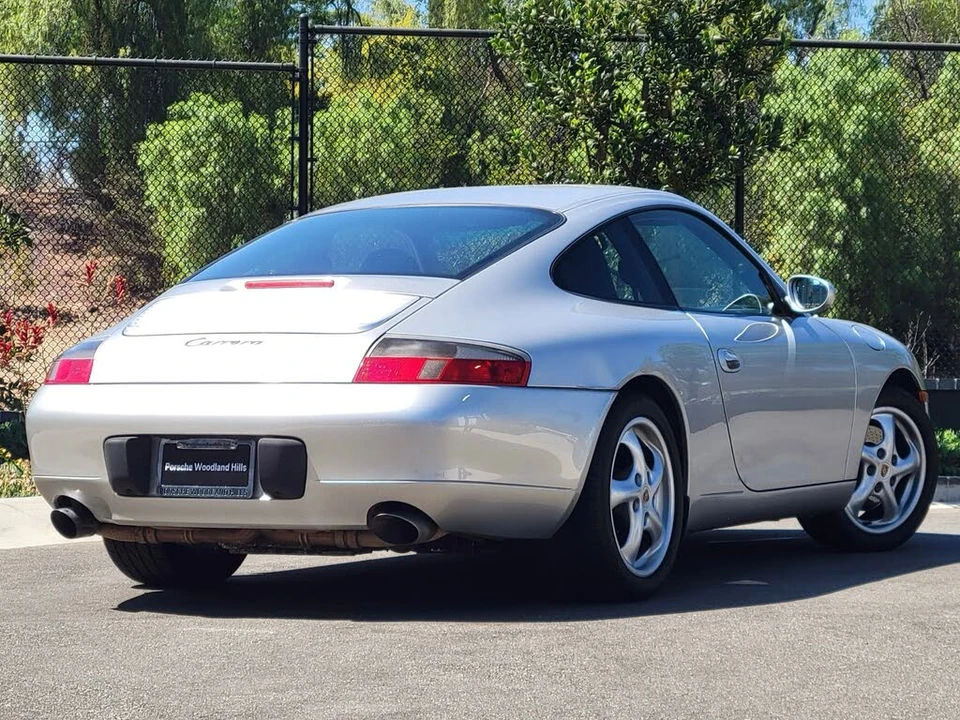 2001 Porsche 996 Carrera - Image 7 of 27