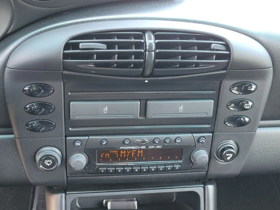 2001 Porsche 996 Carrera - Image 15 of 27