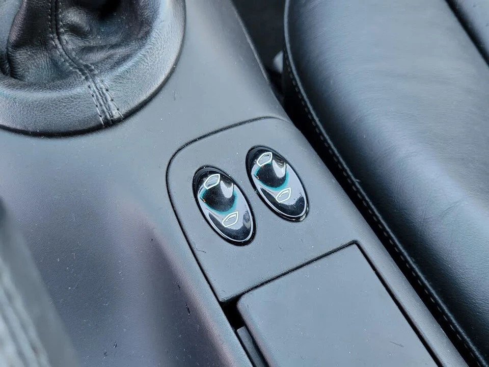 2001 Porsche 996 Carrera - Image 18 of 27