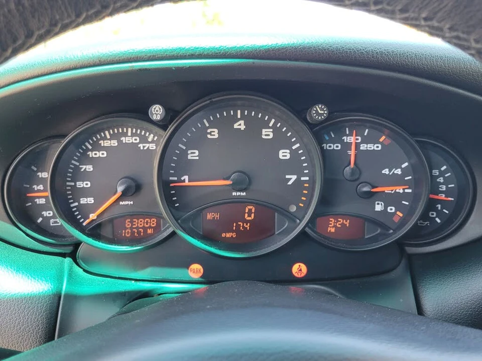 2001 Porsche 996 Carrera - Image 13 of 27