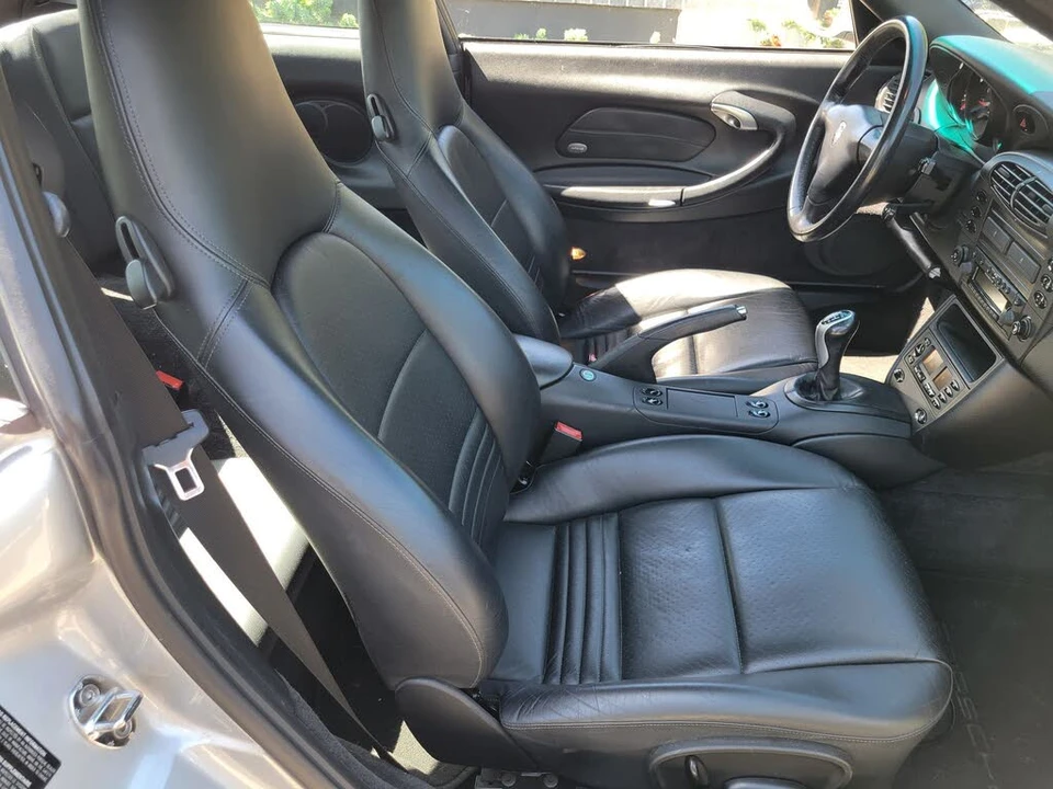 2001 Porsche 996 Carrera - Image 23 of 27
