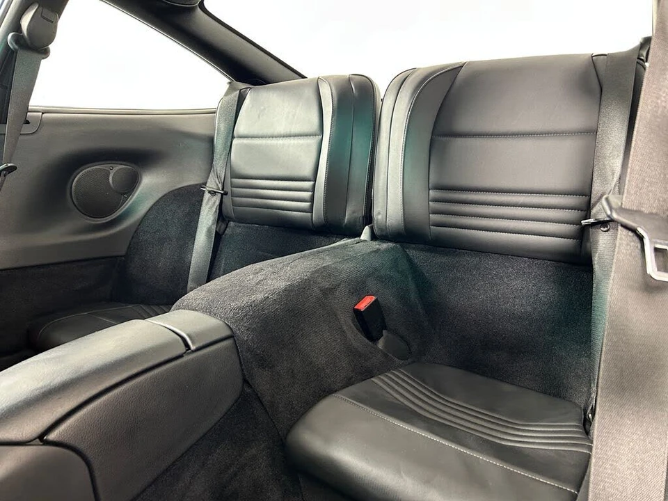 2001 Porsche 996 Carrera 4 - Image 28 of 31