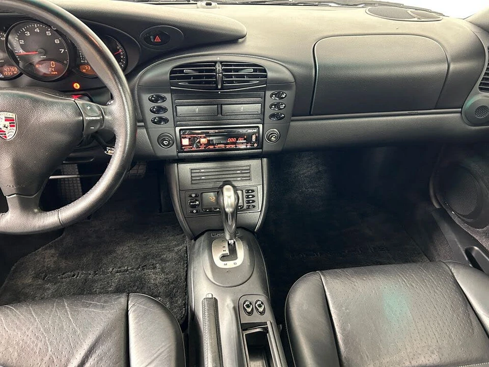 2001 Porsche 996 Carrera 4 - Image 23 of 31