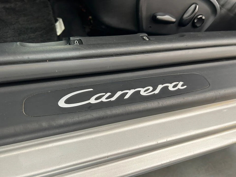2001 Porsche 996 Carrera 4 - Image 16 of 31