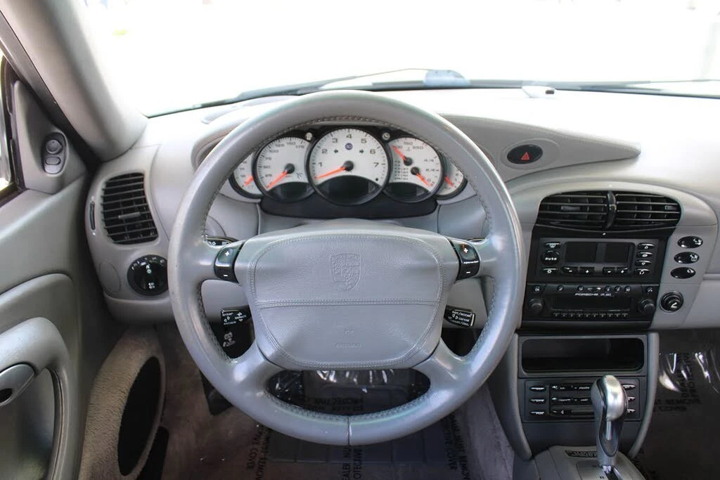 2001 Porsche 996 Carrera - Image 20 of 31