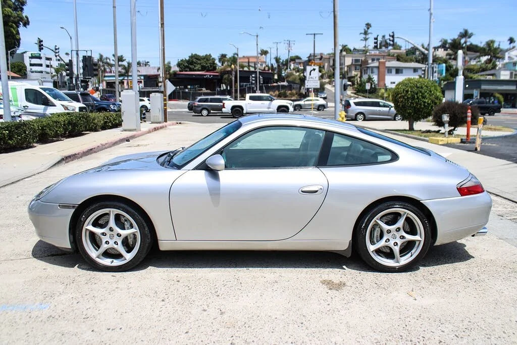 2001 Porsche 996 Carrera - Image 2 of 31