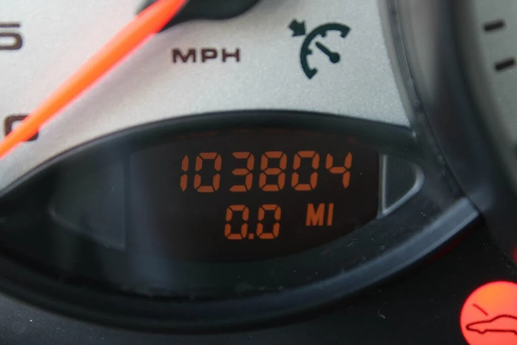 2001 Porsche 996 Carrera - Image 24 of 31