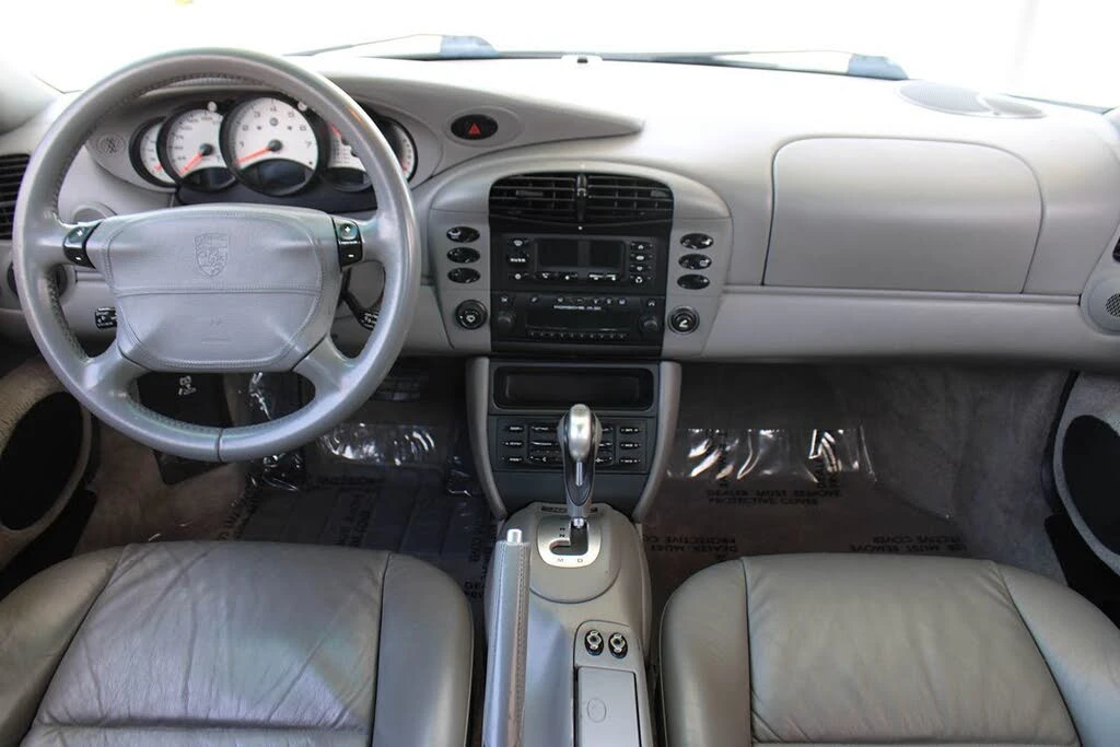 2001 Porsche 996 Carrera - Image 11 of 31