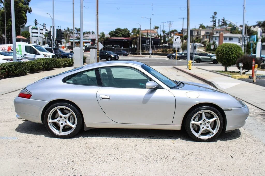 2001 Porsche 996 Carrera - Image 5 of 31