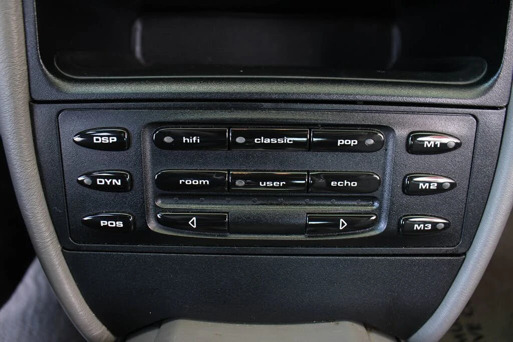 2001 Porsche 996 Carrera - Image 27 of 31