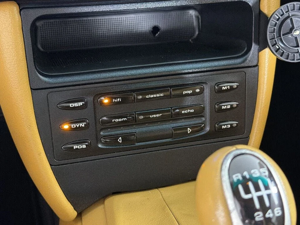 2001 Porsche 996 Carrera - Image 19 of 28