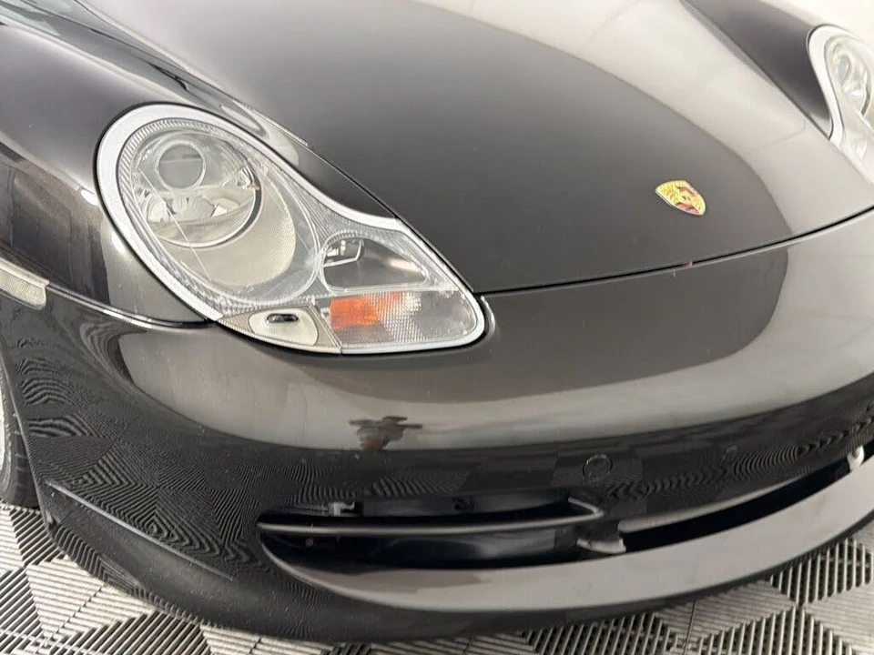 2001 Porsche 996 Carrera - Image 12 of 28