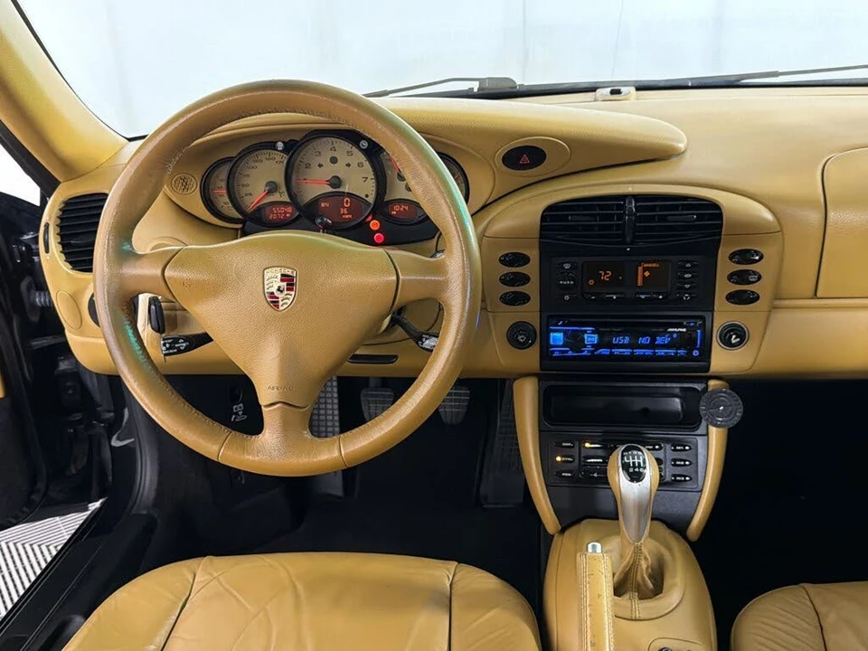 2001 Porsche 996 Carrera - Image 26 of 28