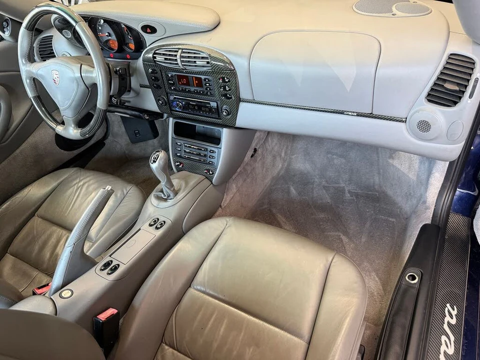 2001 Porsche 996 Carrera - Image 15 of 31