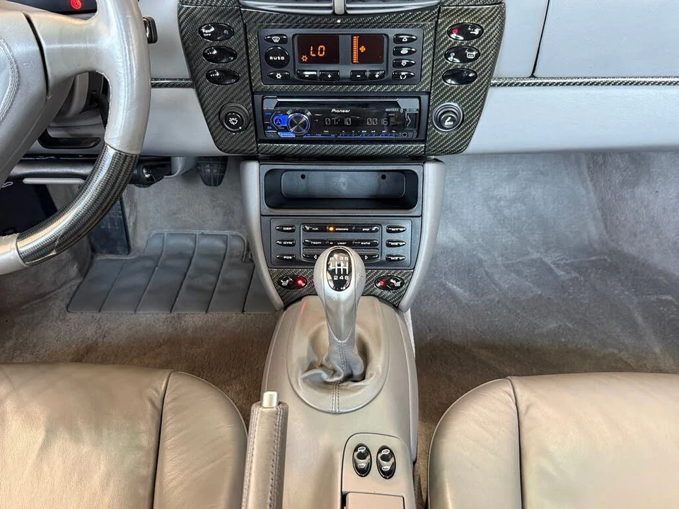 2001 Porsche 996 Carrera - Image 17 of 31