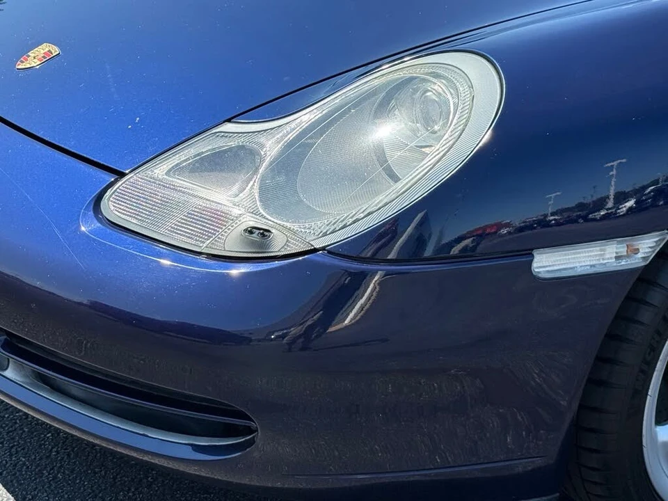 2001 Porsche 996 Carrera - Image 10 of 31