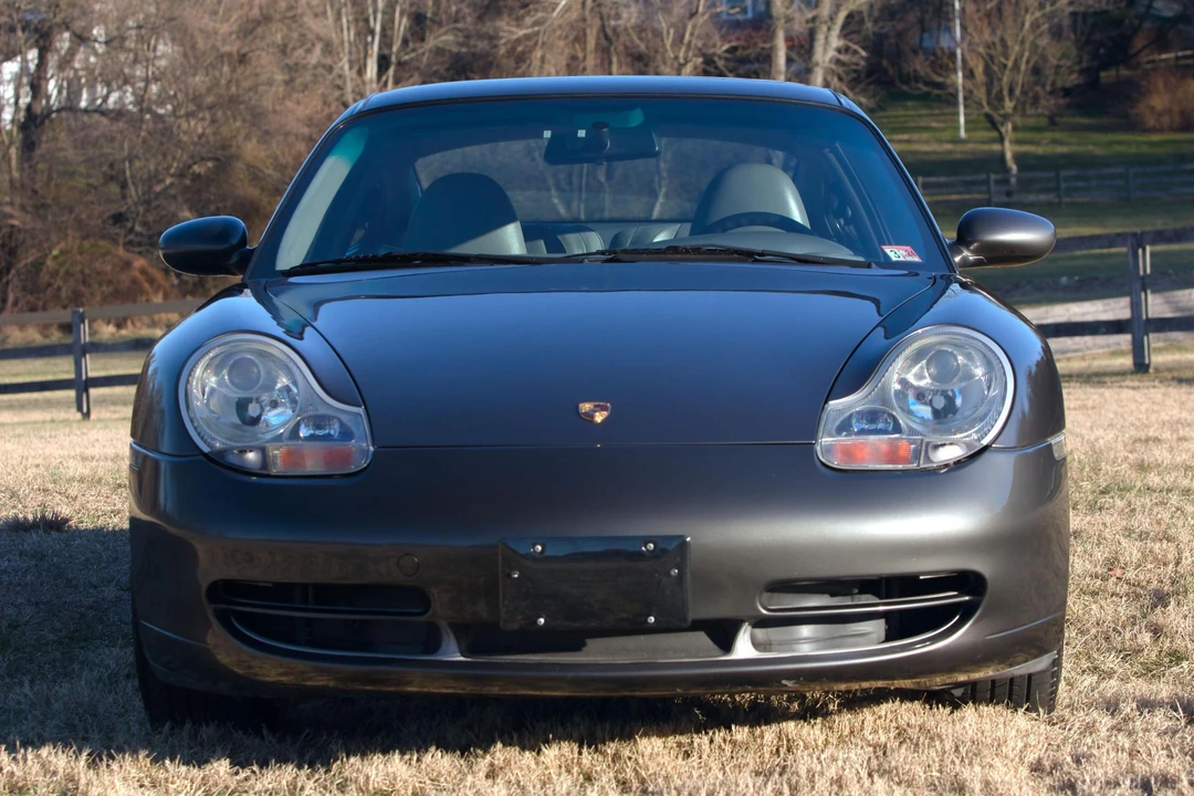 2001 Porsche 996 Carrera - Image 2 of 31