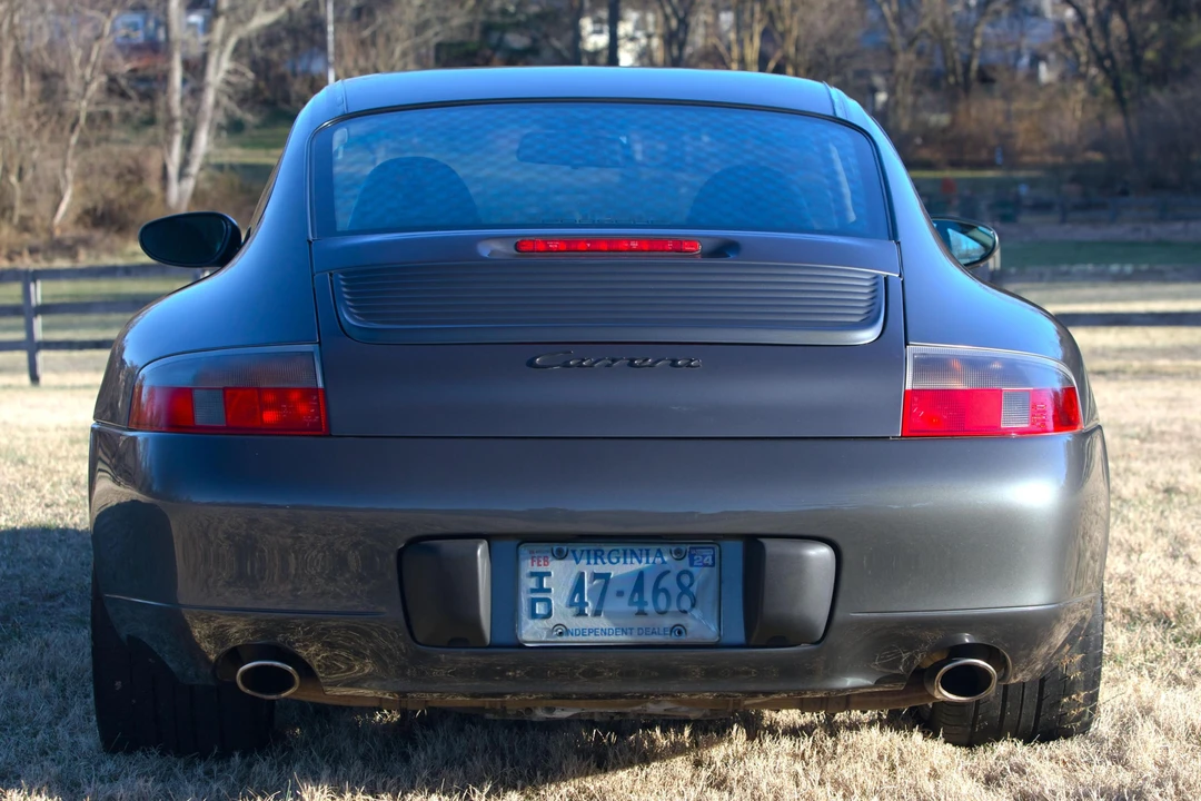 2001 Porsche 996 Carrera - Image 5 of 31