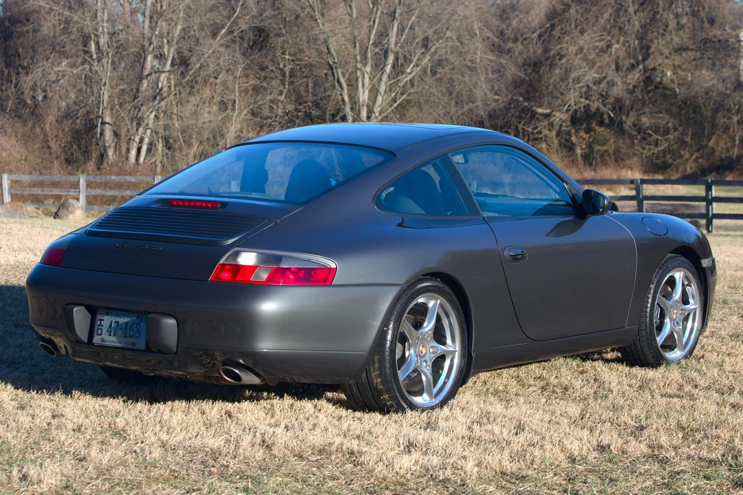 2001 Porsche 996 Carrera - Image 4 of 31