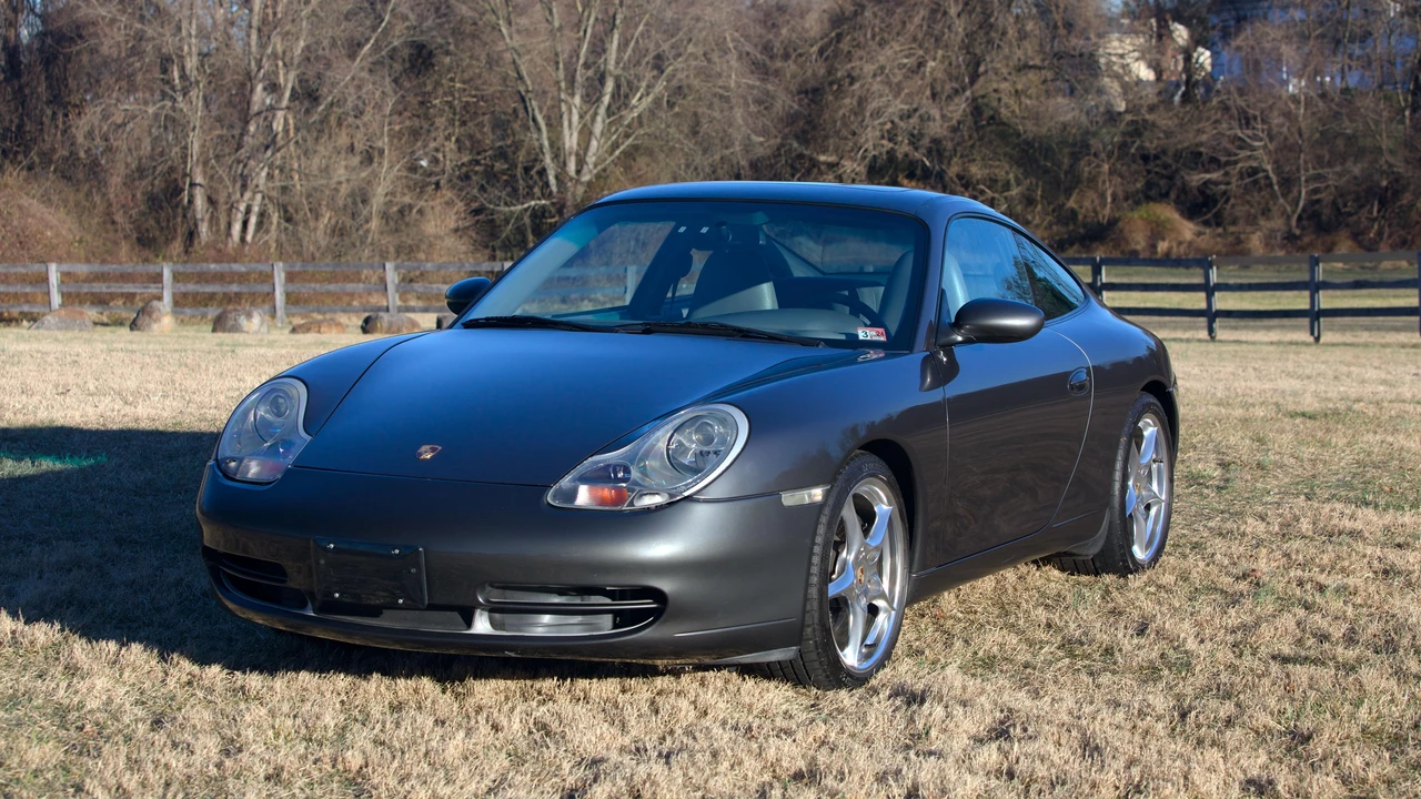 2001 Porsche 996 Carrera - Image 11 of 31
