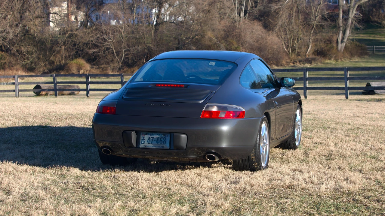 2001 Porsche 996 Carrera - Image 21 of 31