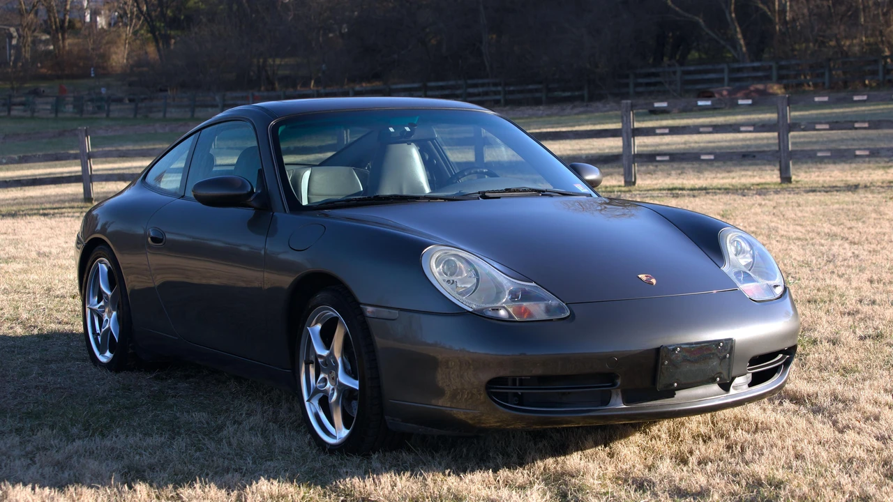 2001 Porsche 996 Carrera - Image 25 of 31