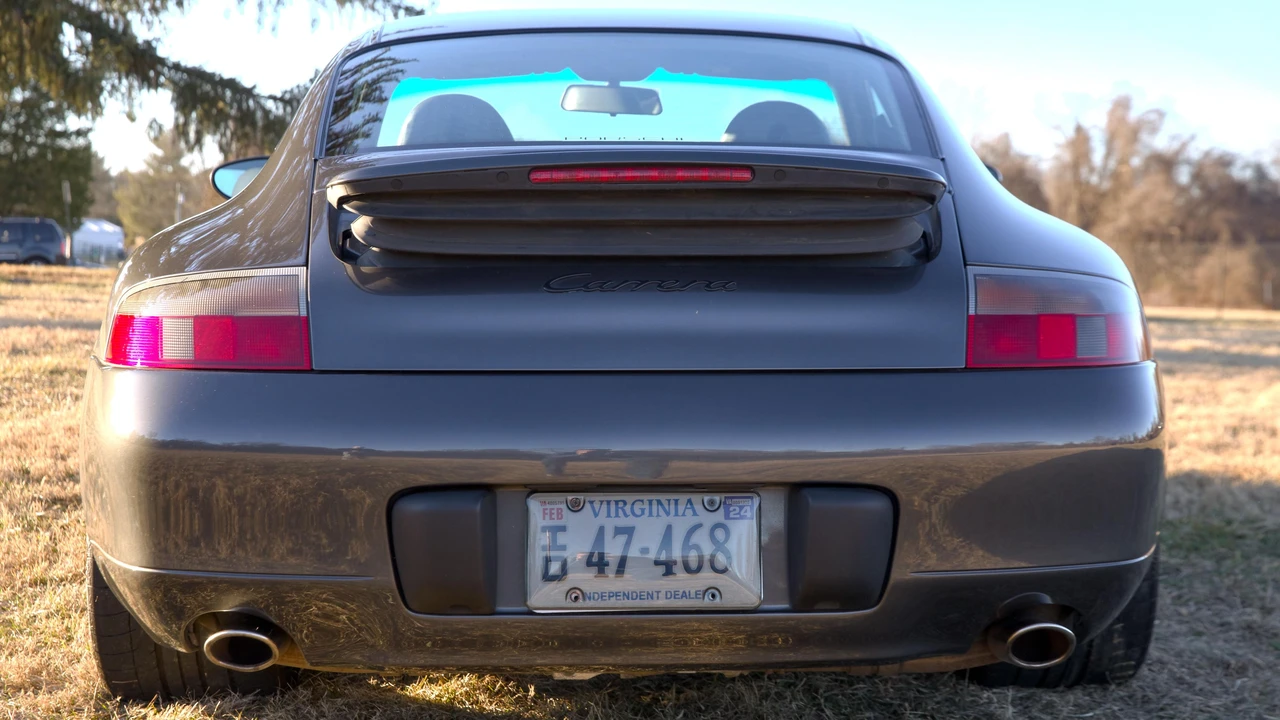 2001 Porsche 996 Carrera - Image 20 of 31