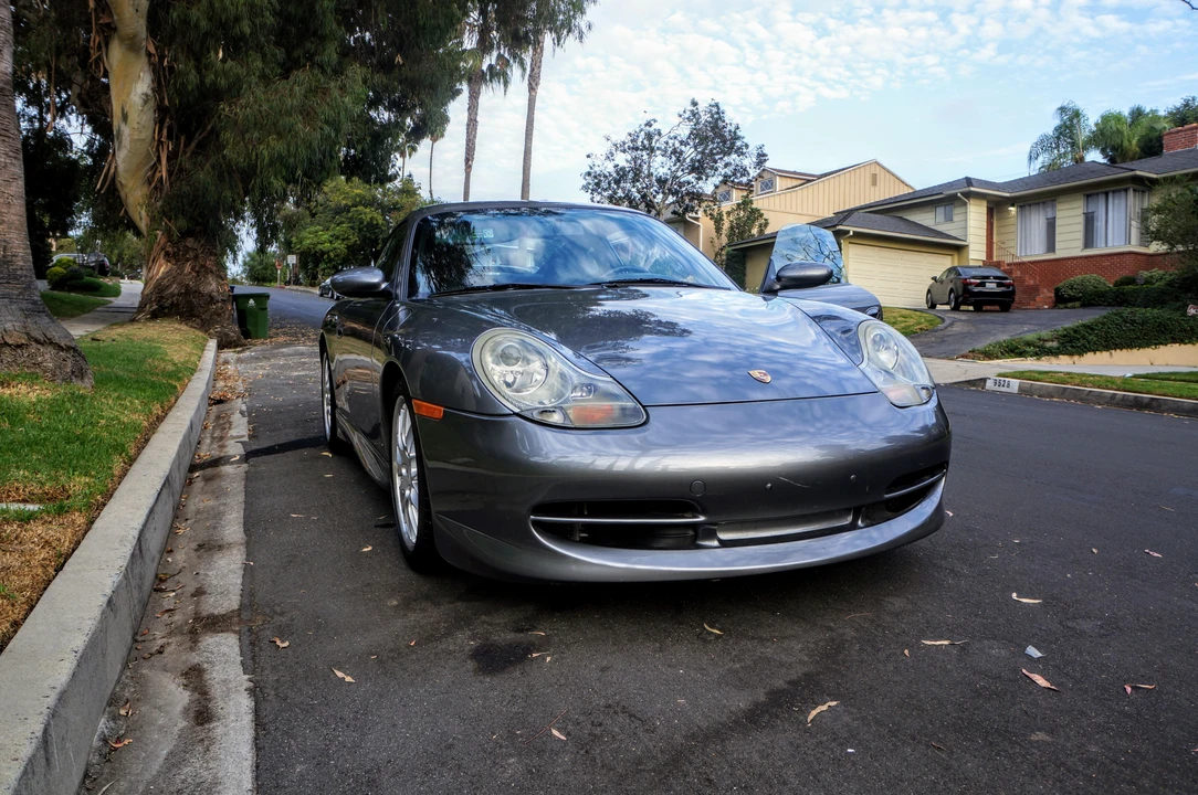 2001 Porsche 996 Carrera - Image 23 of 31