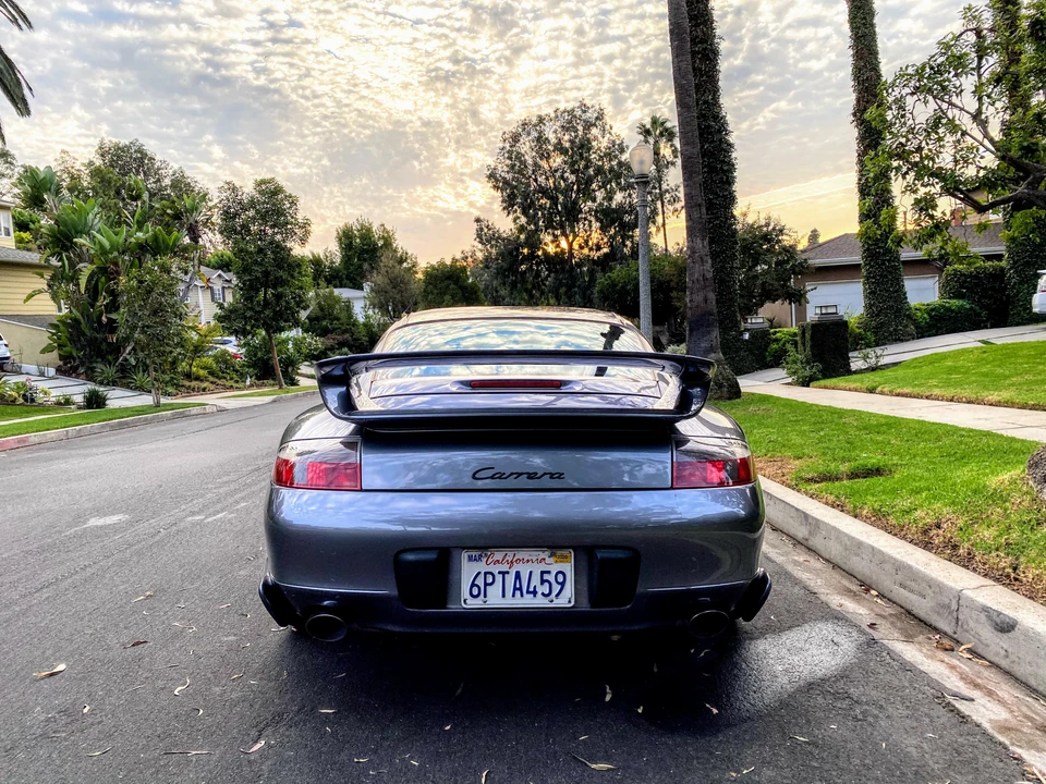 2001 Porsche 996 Carrera - Image 5 of 31