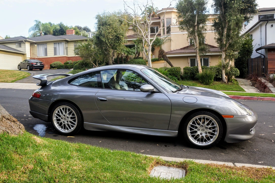 2001 Porsche 996 Carrera - Image 20 of 31