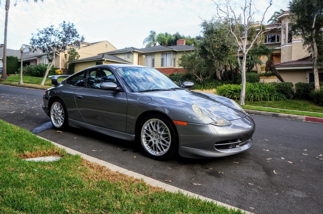 2001 Porsche 996 Carrera - Image 21 of 31