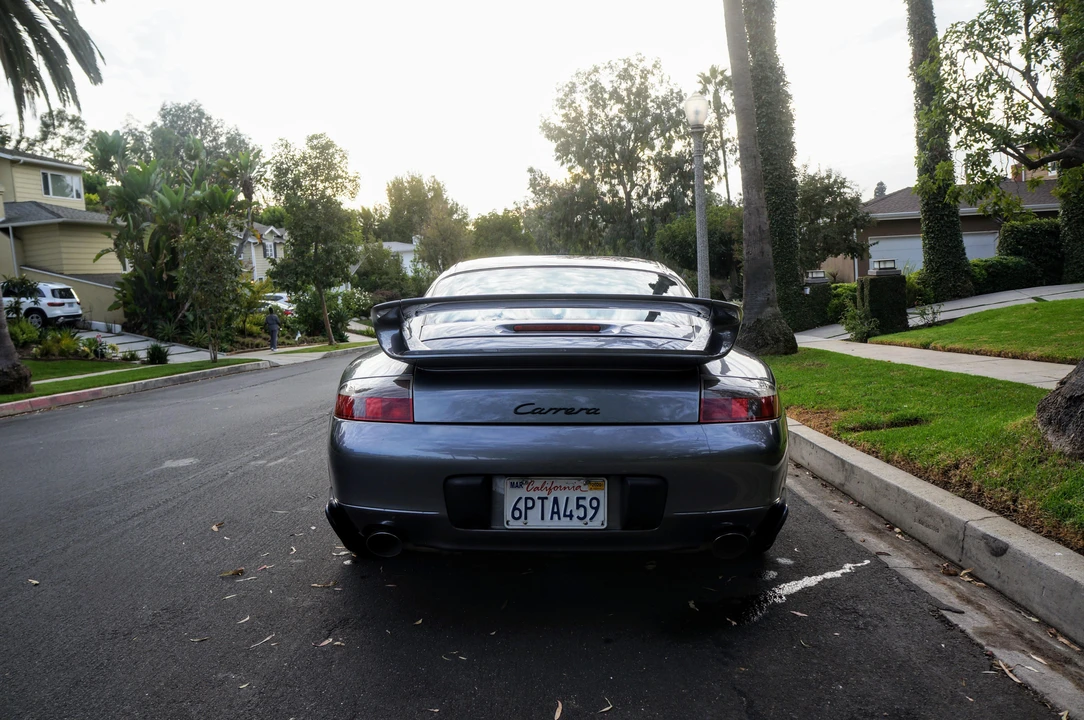 2001 Porsche 996 Carrera - Image 16 of 31