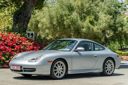 2001 Porsche 911 Carrera Coupe