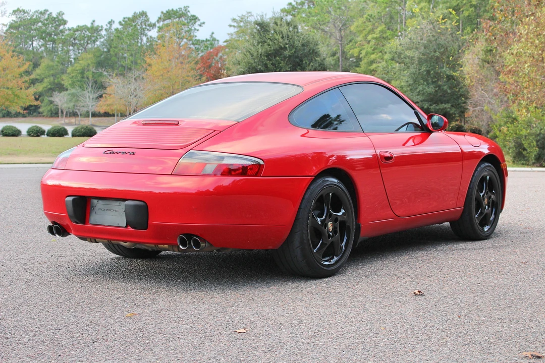 2001 Porsche 996 Carrera - Image 10 of 31