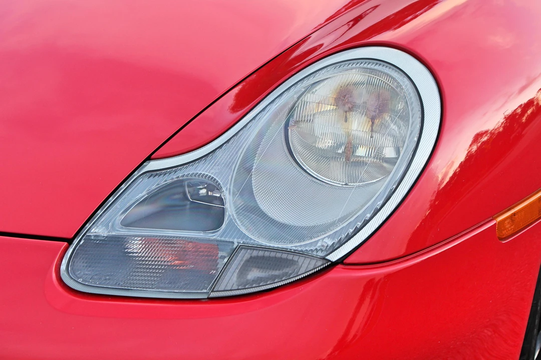 2001 Porsche 996 Carrera - Image 15 of 31
