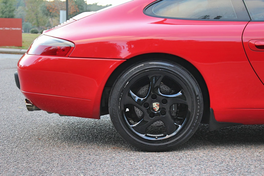 2001 Porsche 996 Carrera - Image 29 of 31