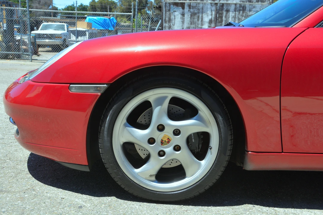 2001 Porsche 996 Carrera - Image 27 of 31