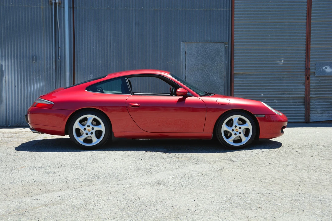 2001 Porsche 996 Carrera - Image 18 of 31