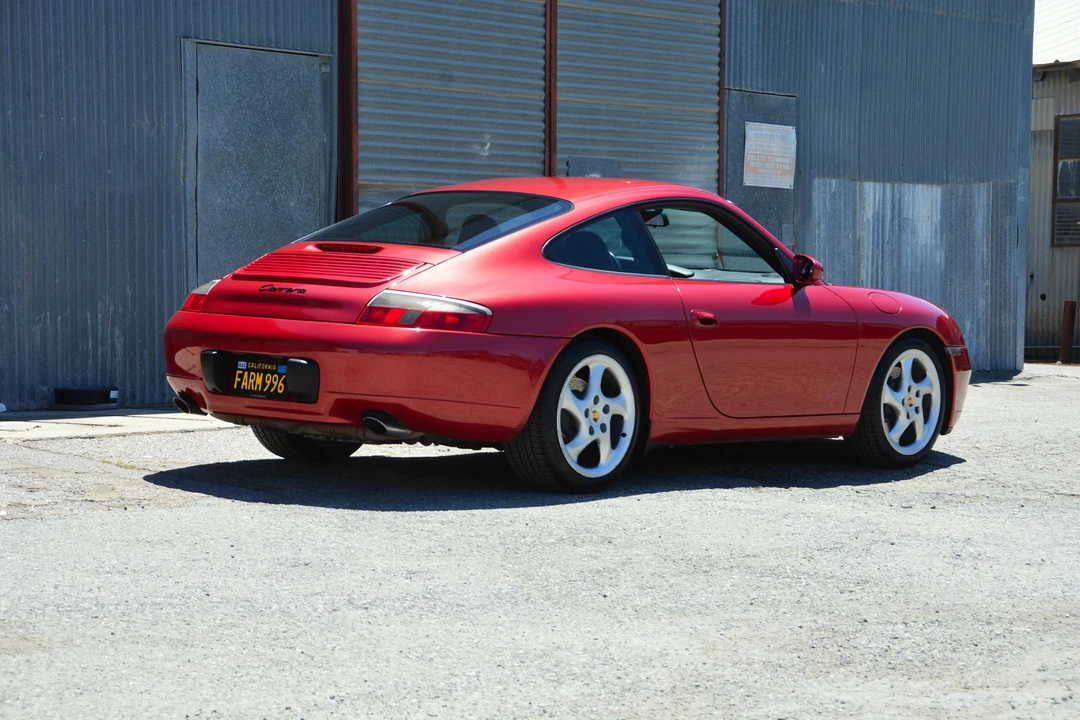 2001 Porsche 996 Carrera - Image 14 of 31